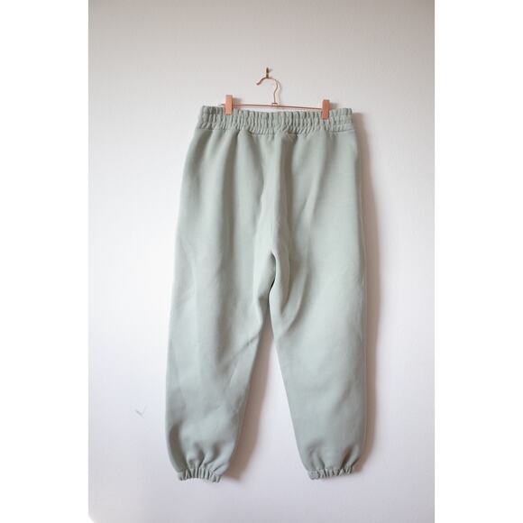 Sean's Seventh Pistachio V2 Sweat Pants NWT Medium M